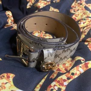 MK belt